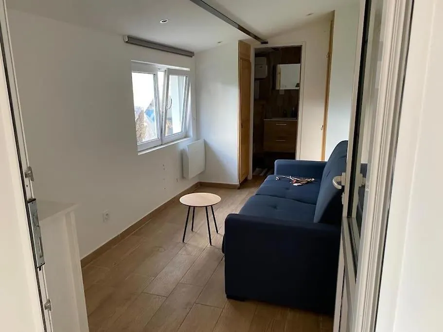 Apartment Micro Maison Lyon 8/ Parking / Terrain De Petanque Bron